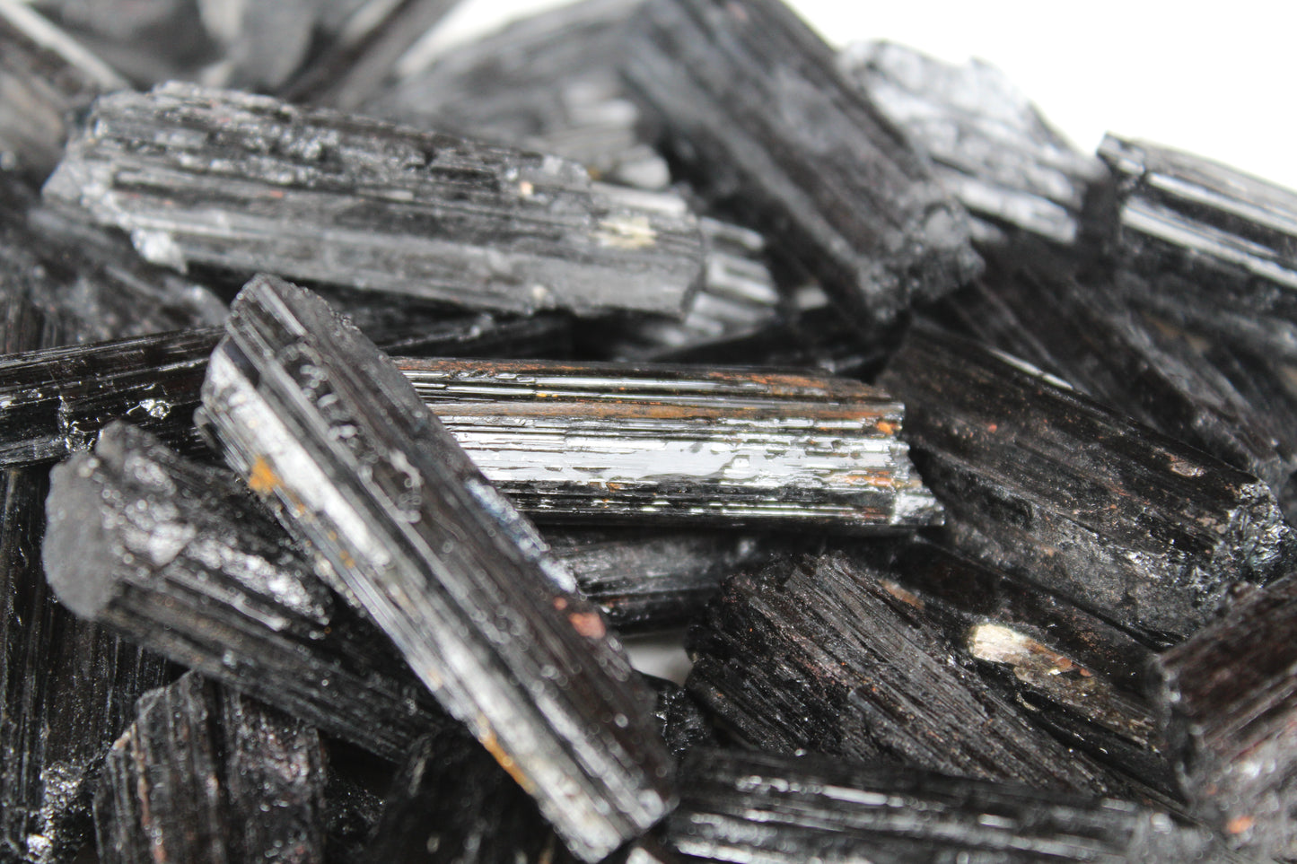 Tormalina nera