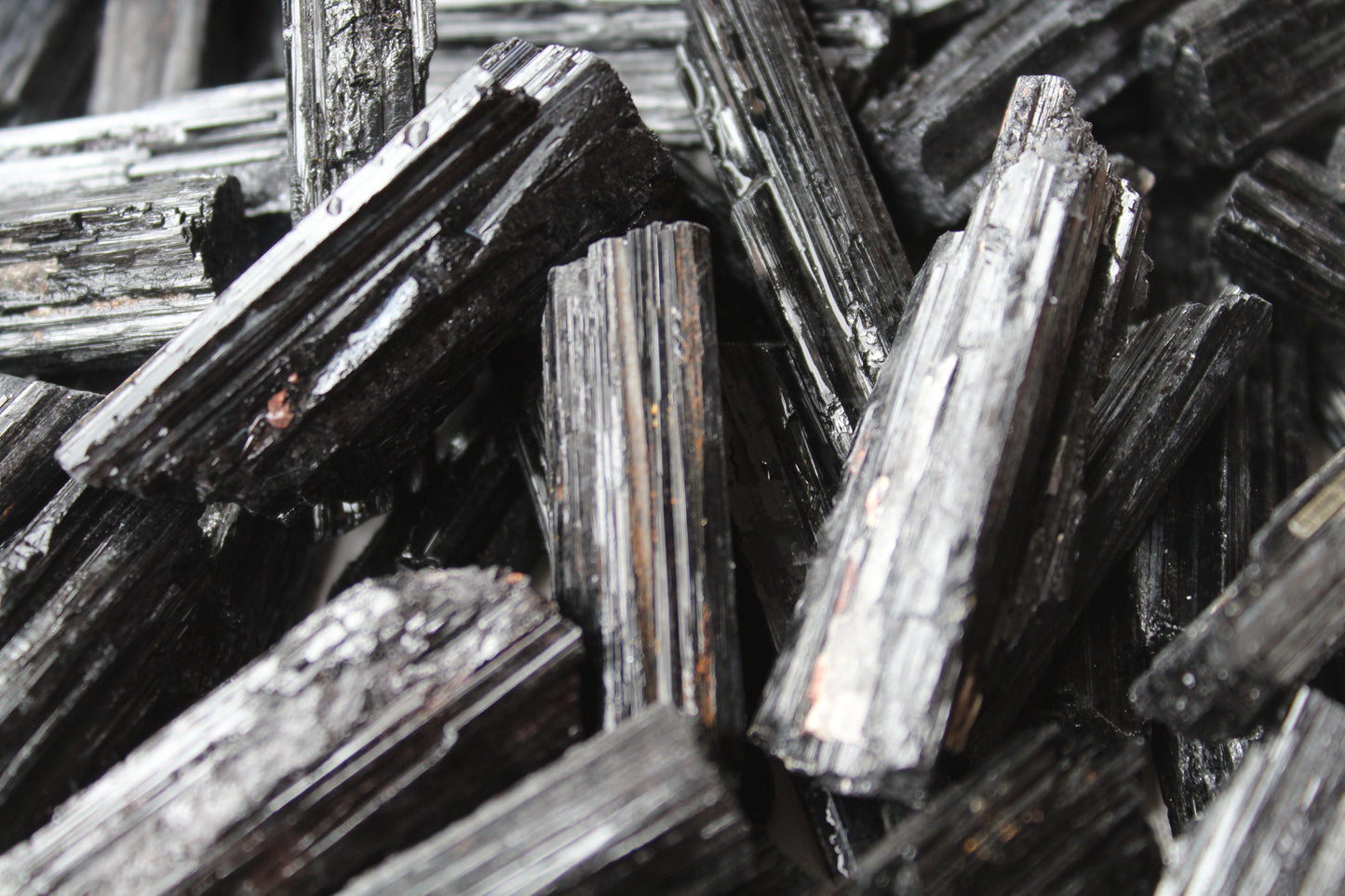 Tormalina nera