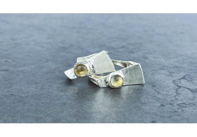 Anello in argento e quarzo citrino