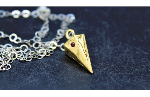 Pendolino collana in bronzo picchio con zircone rosso -Special Edition- 